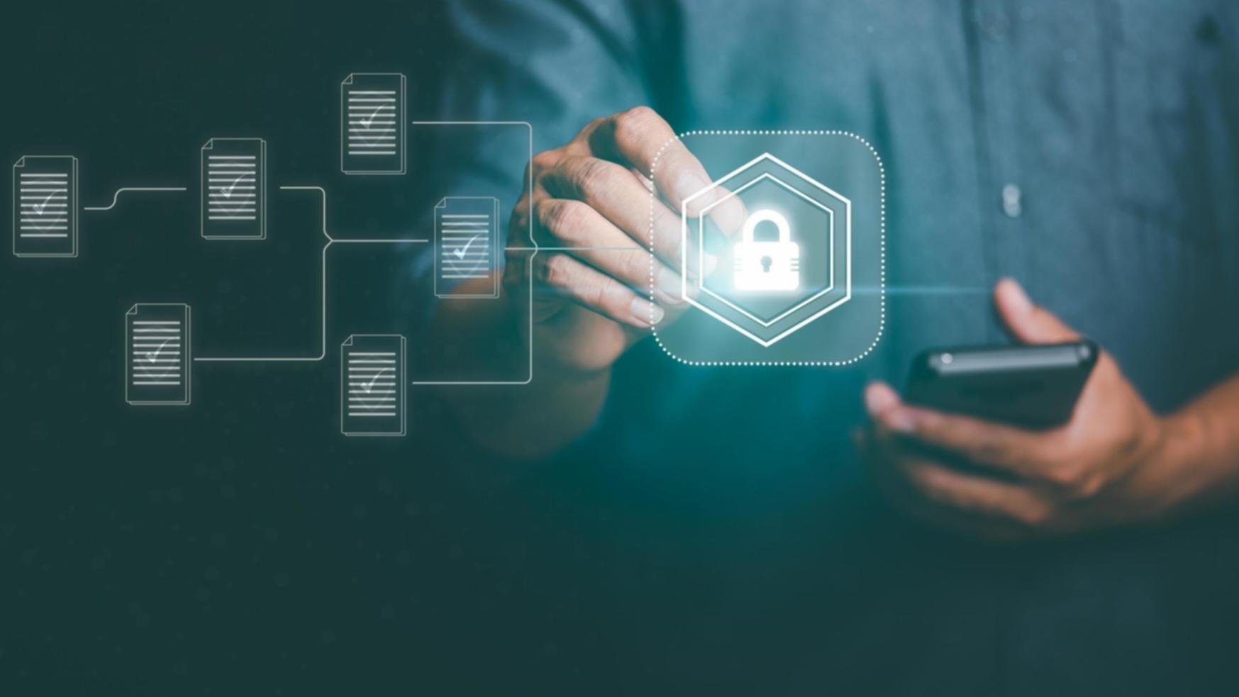 Team bei der gemeinsamen Arbeit an einem Entwicklungsprojekt